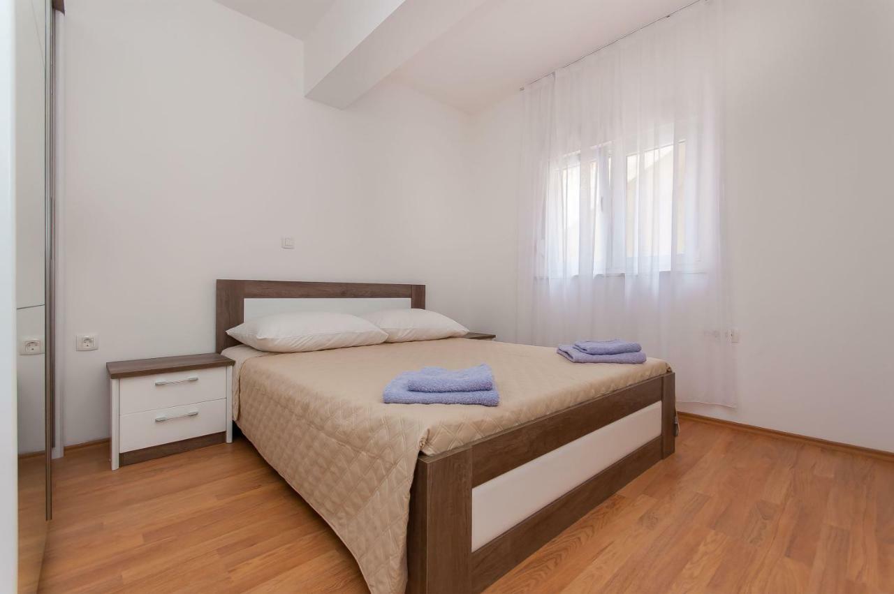 Apartman Mira- Omiš Exterior foto